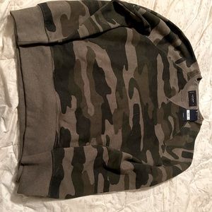 New with tags lucky brand Mens sweatshirt camo small